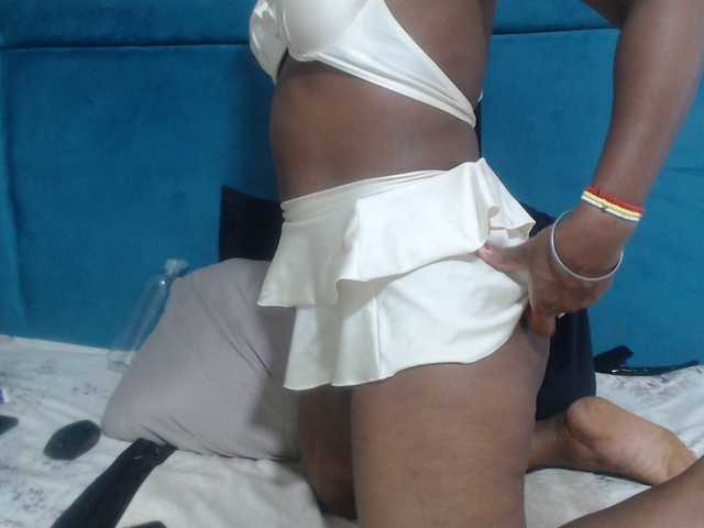 Sheila80's BongaCams show and profile