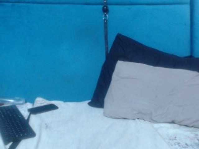 Sheila80's BongaCams show and profile