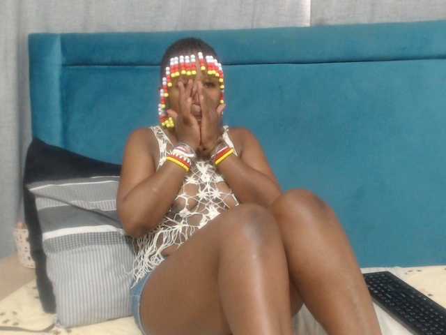 Sheila80's BongaCams show and profile