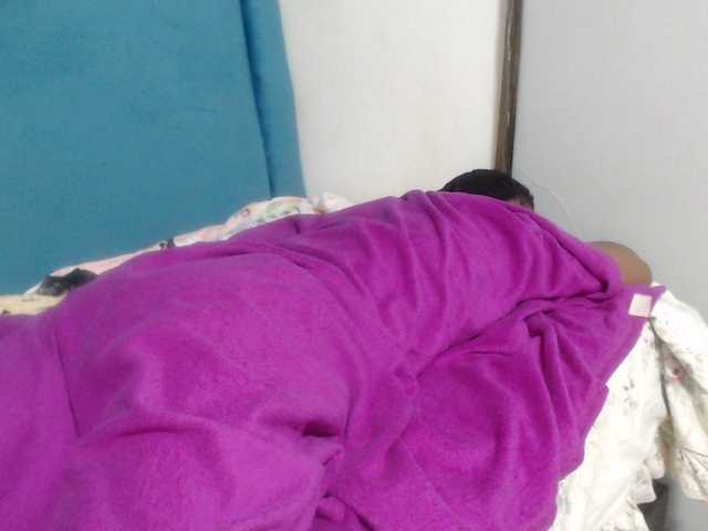 Sheila80's BongaCams show and profile