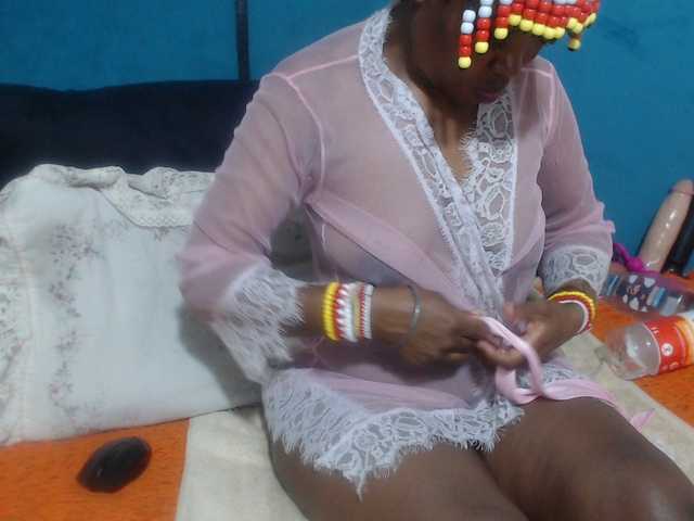 Sheila80 live cam profile