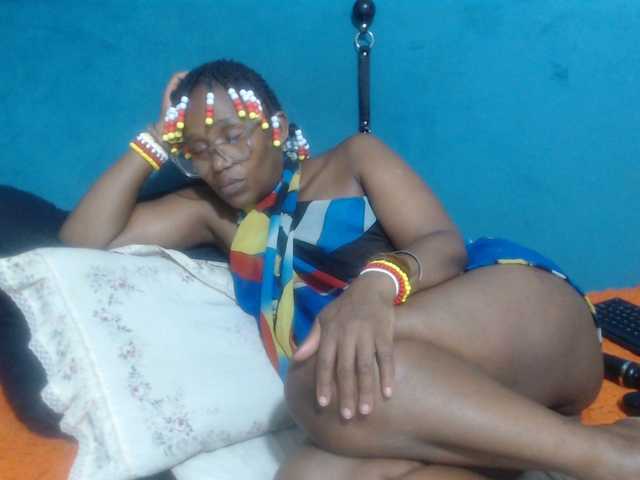 Sheila80's BongaCams show and profile