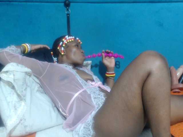 Sheila80 live cam profile