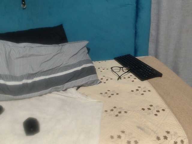 Sheila80's BongaCams show and profile