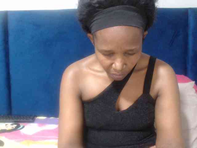 Sheila80 webcam