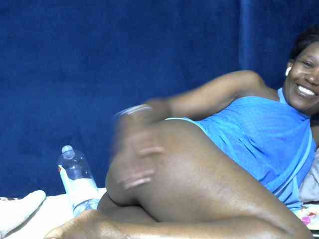 Sheila80 webcam