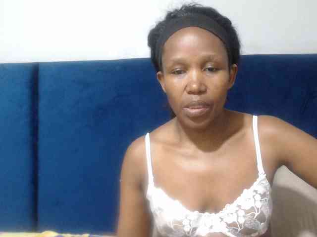 Sheila80 webcam