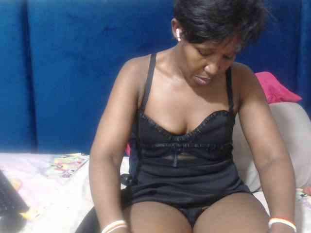 Sheila80 webcam