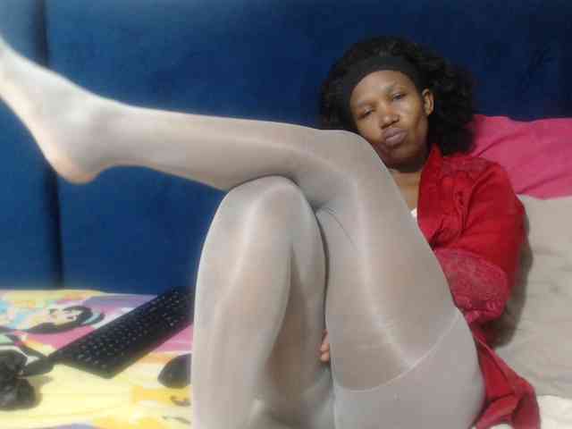Sheila80 webcam
