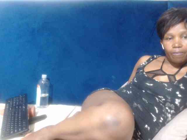 Sheila80 webcam