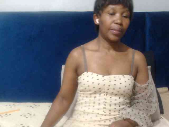 Sheila80 webcam