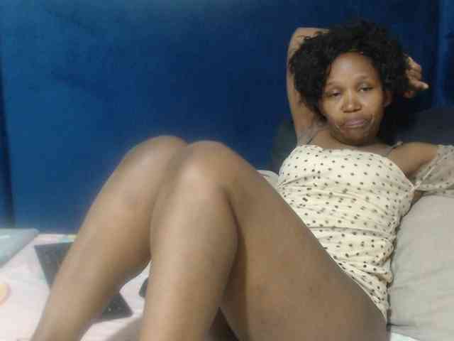 Sheila80 webcam