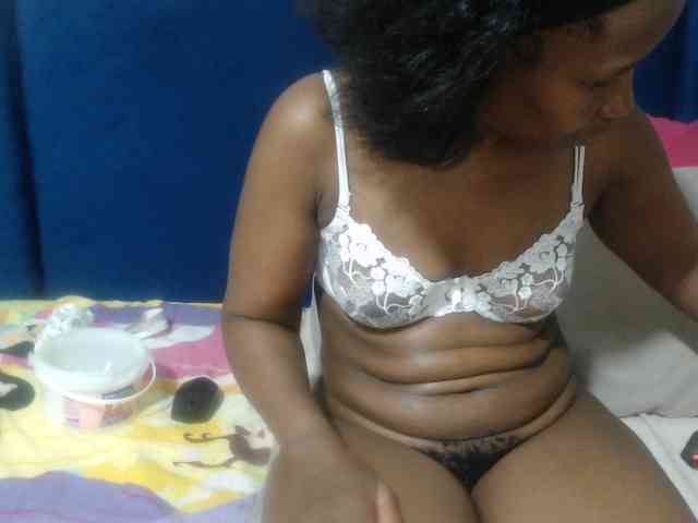 Sheila80 webcam