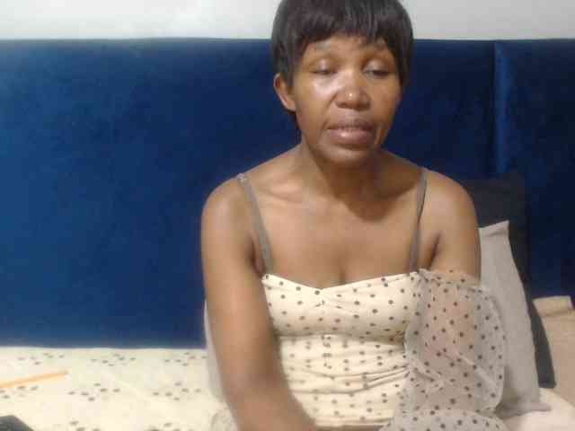 Sheila80 webcam