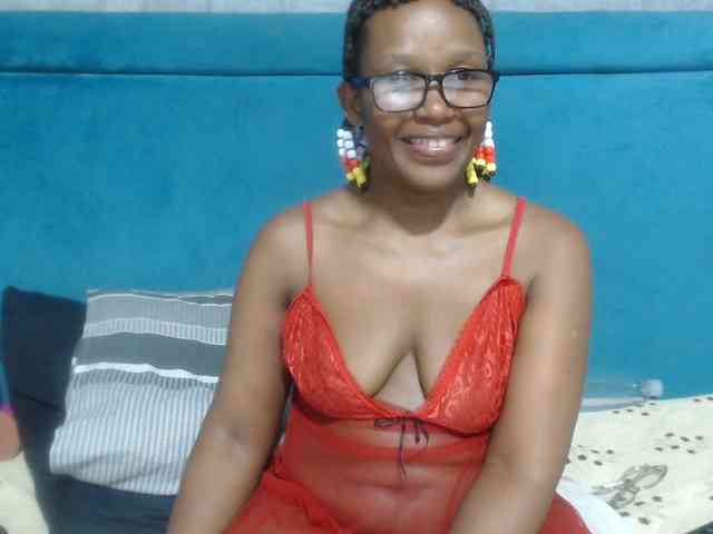 Sheila80 webcam