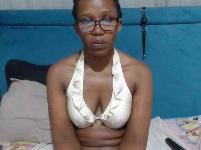 Sheila80 webcam