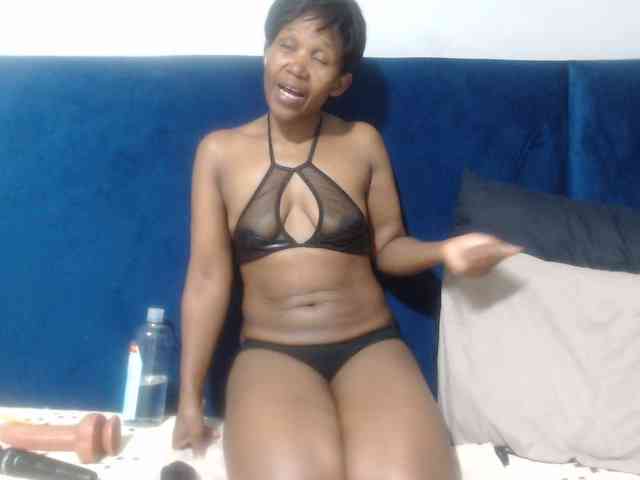 Sheila80 webcam