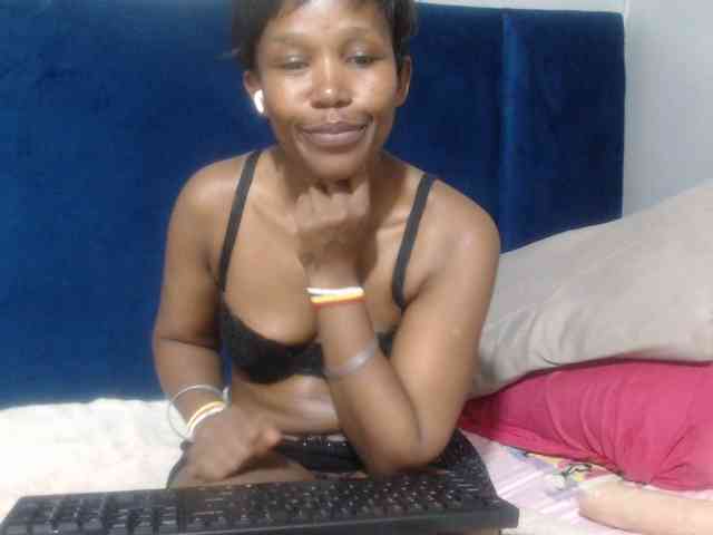 Sheila80 webcam