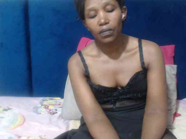 Sheila80 webcam