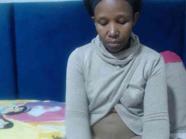 Sheila80 webcam