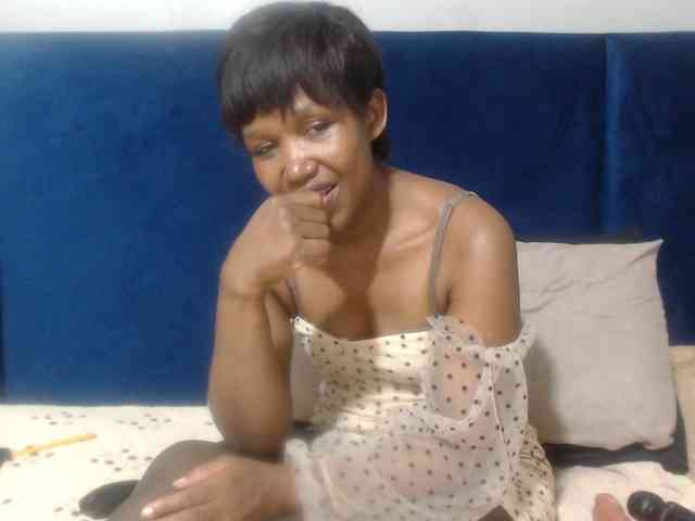 Sheila80 webcam