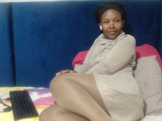 Sheila80 webcam