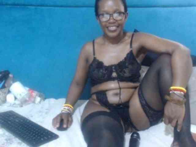 Sheila80 webcam