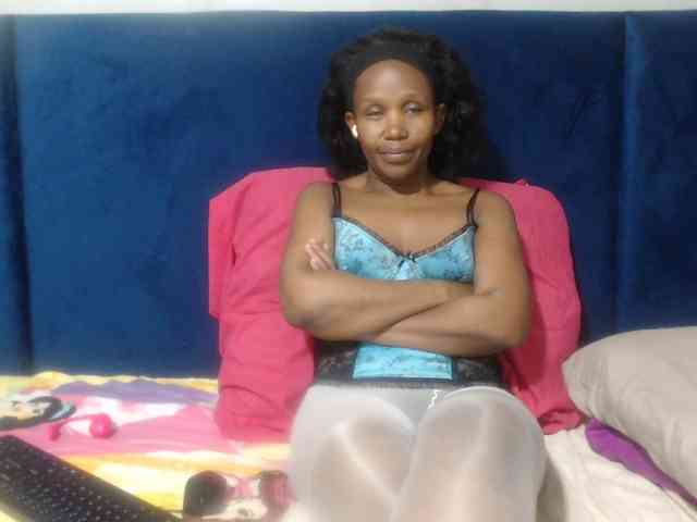 Sheila80 webcam
