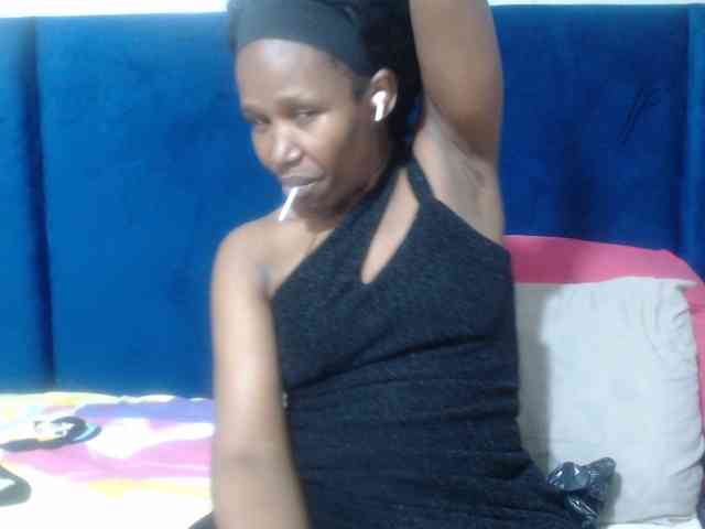 Sheila80 webcam