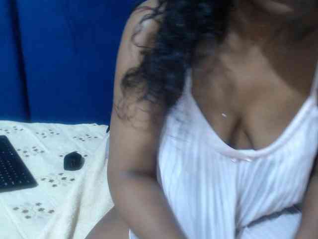 Sheila80 webcam