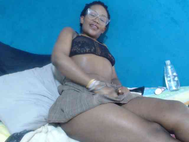 Sheila80 webcam