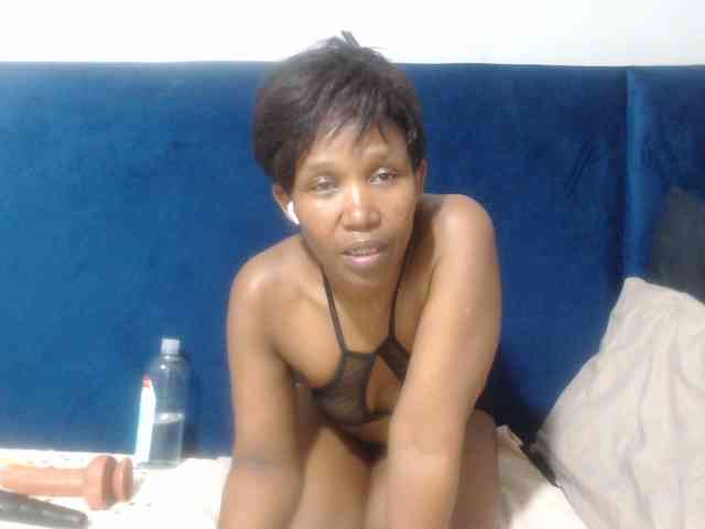 Sheila80 webcam