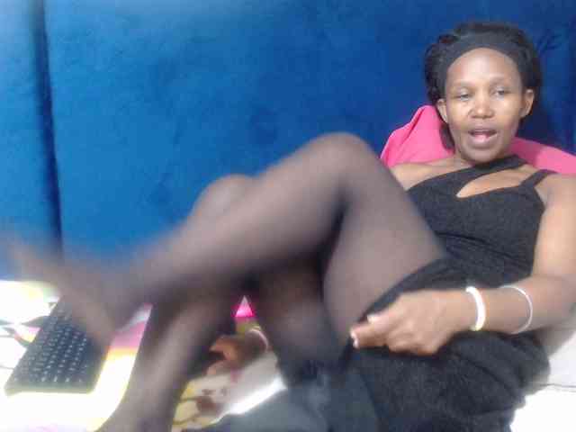 Sheila80 webcam