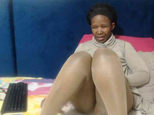 Sheila80 webcam