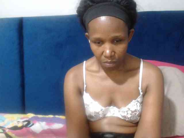 Sheila80 webcam
