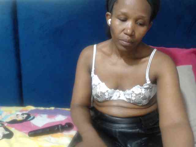 Sheila80 webcam