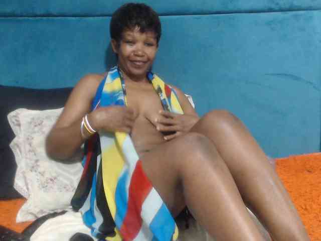 Sheila80 webcam