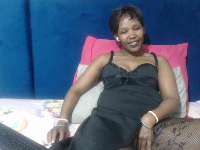 Sheila80 webcam