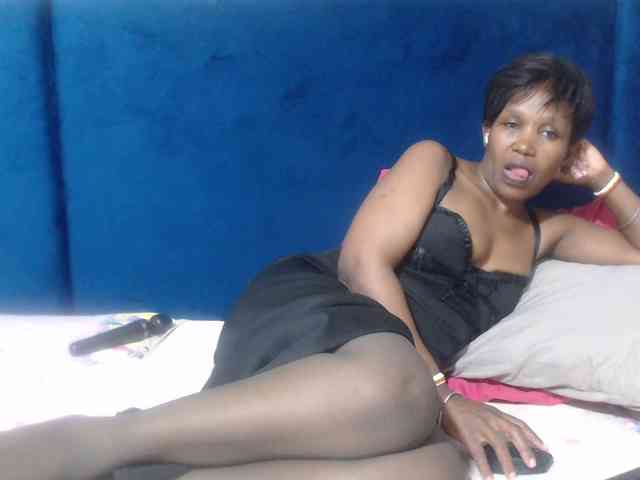 Sheila80 webcam