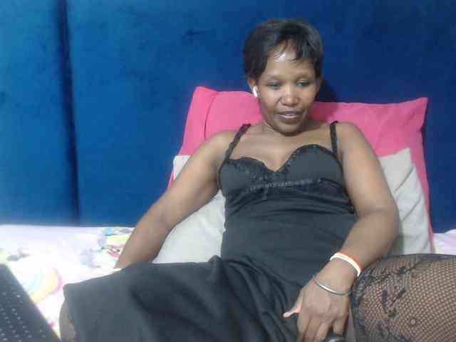 Sheila80 webcam
