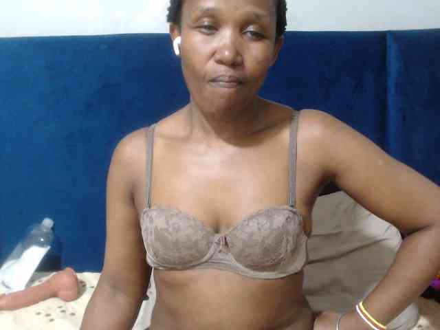 Sheila80 webcam