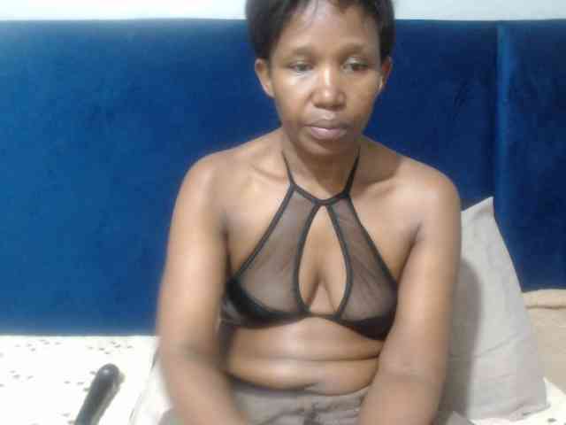 Sheila80 webcam