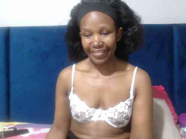 Sheila80 webcam