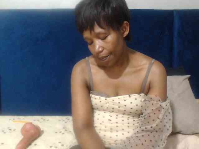 Sheila80 webcam