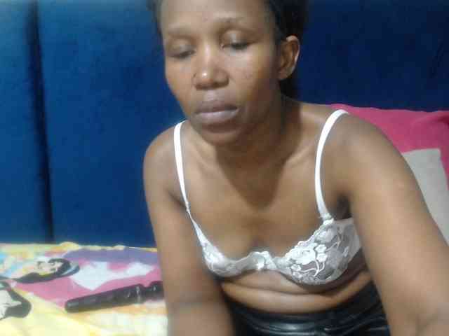 Sheila80 webcam
