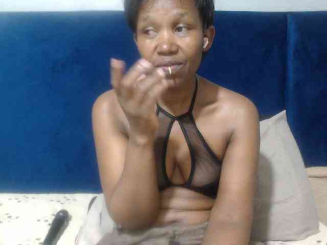 Sheila80 webcam