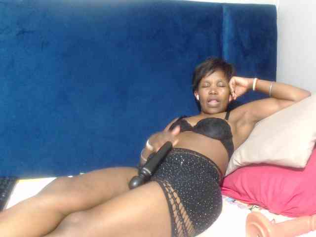 Sheila80 webcam