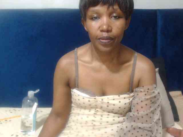 Sheila80 webcam