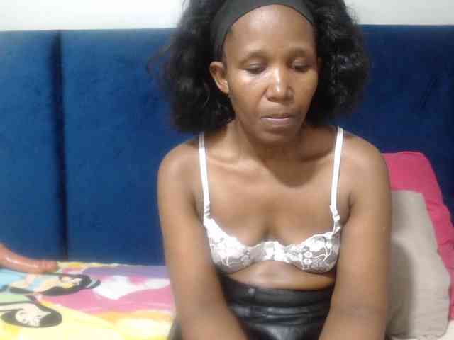 Sheila80 webcam