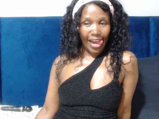 Sheila80 webcam
